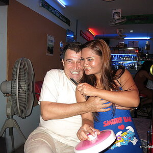 2014-09-12  Smurf Bar