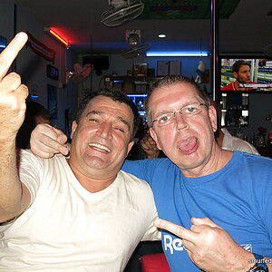 2014-09-12  Smurf Bar