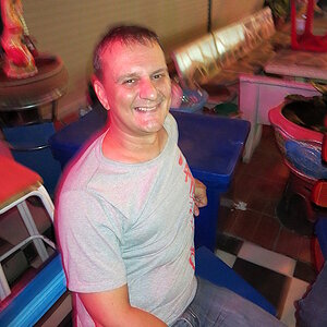 2014-09-13  Smurf Bar