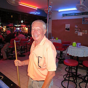 2014-09-13  Smurf Bar