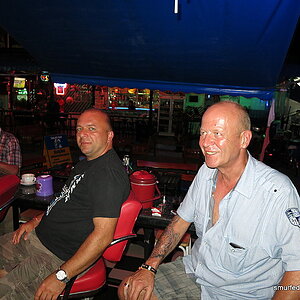 2014-09-13  Smurf Bar