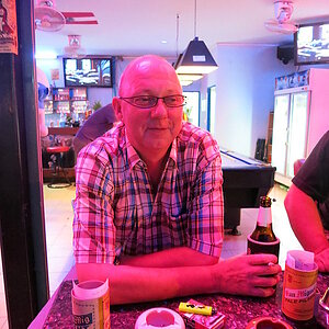 2014-09-13  Smurf Bar