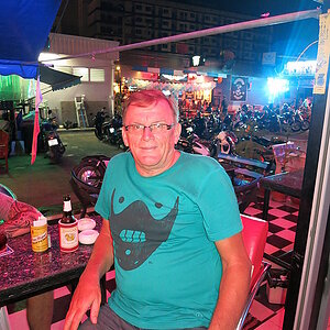 2014-09-17  Smurf Bar