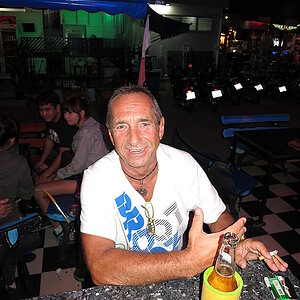 2014-09-18  Smurf Bar