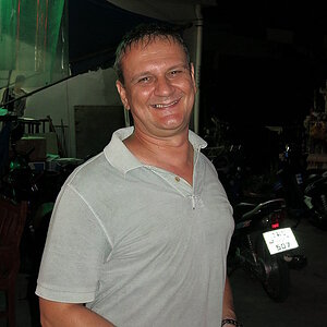 2014-09-19  Smurf Bar