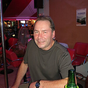 2014-09-20  Smurf Bar