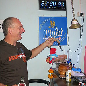 2014-09-20  Smurf Bar