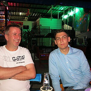 2014-09-22  Smurf Bar