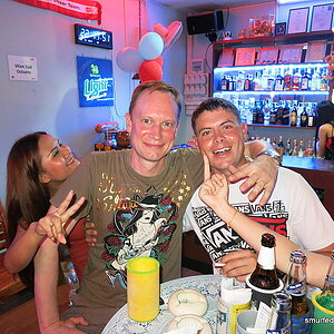 2014-09-23  Smurf Bar