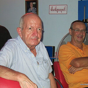 2014-09-23  Smurf Bar