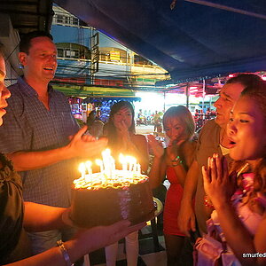 2014-09-23  Smurf Bar