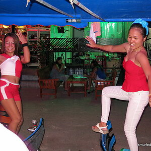 2014-09-23  Smurf Bar