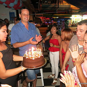 2014-09-23  Smurf Bar