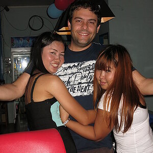 2014-09-28  Smurf Bar