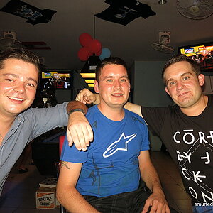 2014-09-28  Smurf Bar