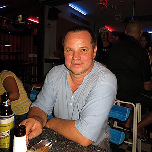 2014-09-28  Smurf Bar