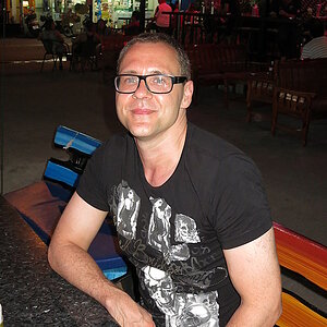 2014-09-29  Smurf Bar