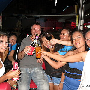 2014-09-29  Smurf Bar