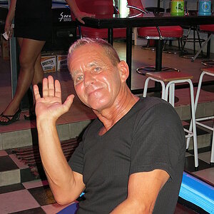 2014-10-01  Smurf Bar