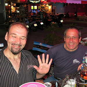 2014-10-01  Smurf Bar