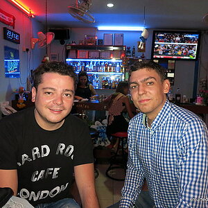 2014-10-01  Smurf Bar