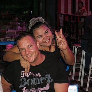 2014-10-01  Smurf Bar