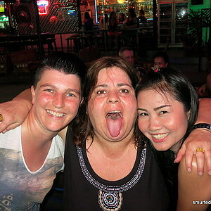 2014-10-01  Smurf Bar