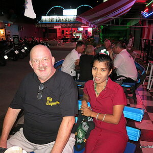 2014-10-01  Smurf Bar