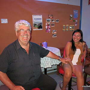 2014-10-05  Smurf Bar