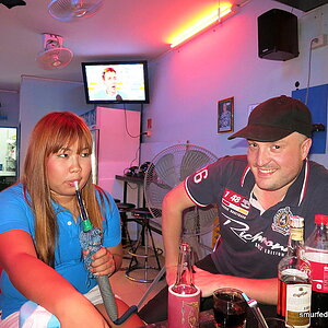 2014-10-06  Smurf Bar