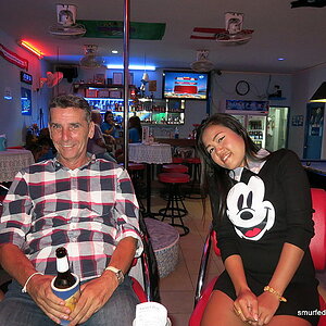 2014-10-06  Smurf Bar