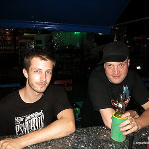 2014-10-07  Smurf Bar