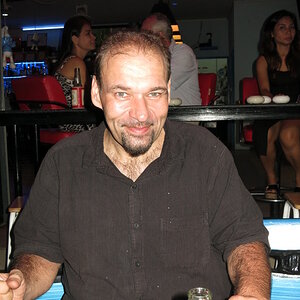 2014-10-08  Smurf Bar