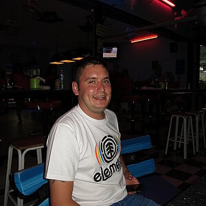 2014-09-09  Smurf Bar