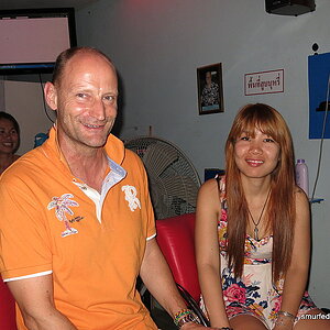 2014-10-10  Smurf Bar