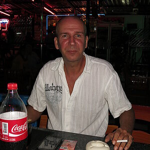 2014-10-13  Smurf Bar