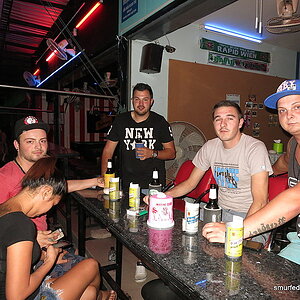 2014-10-13  Smurf Bar