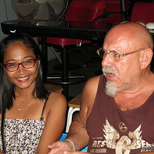 2014-10-14  Smurf Bar