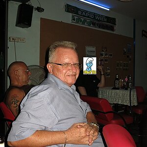 2014-10-14  Smurf Bar