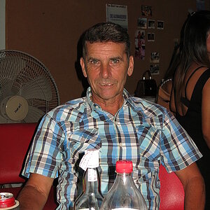 2014-10-15  Smurf Bar