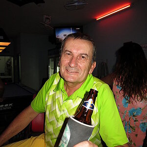 2014-10-15  Smurf Bar