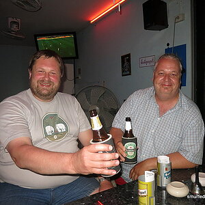 2014-10-19  Smurf Bar