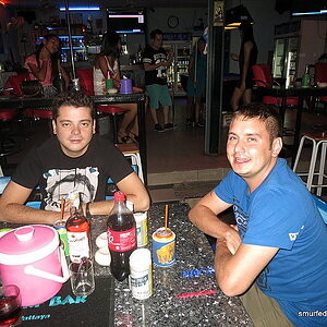 2014-10-19  Smurf Bar