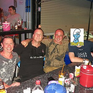 2014-10-24  Smurf Bar