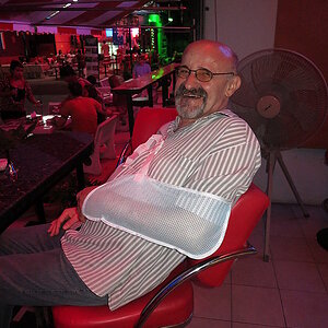 2014-10-25  Smurf Bar