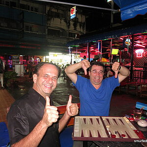 2014-10-28  Smurf Bar