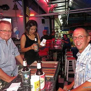 2014-10-28  Smurf Bar