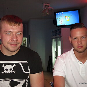 2014-10-29  Smurf Bar