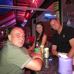 2014-10-29  Smurf Bar