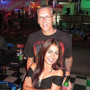 2014-10-30  Smurf Bar